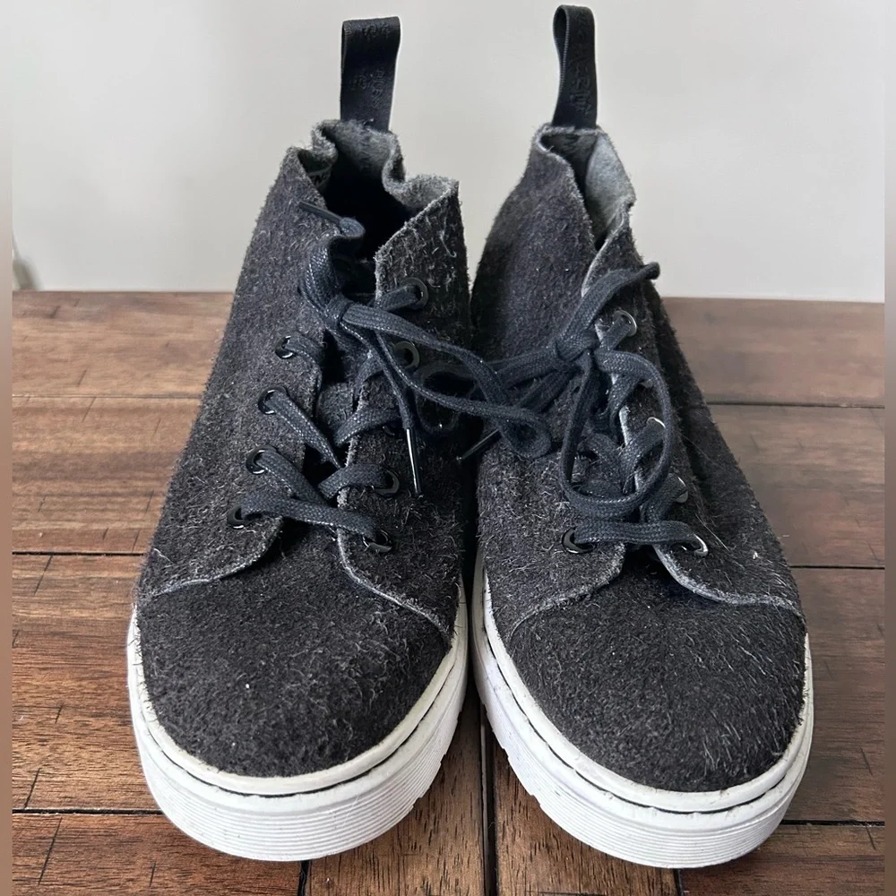 Dr. Martens Baynes Black Chukka Style Ankle Boots -‎ Size 6 men / 7 women